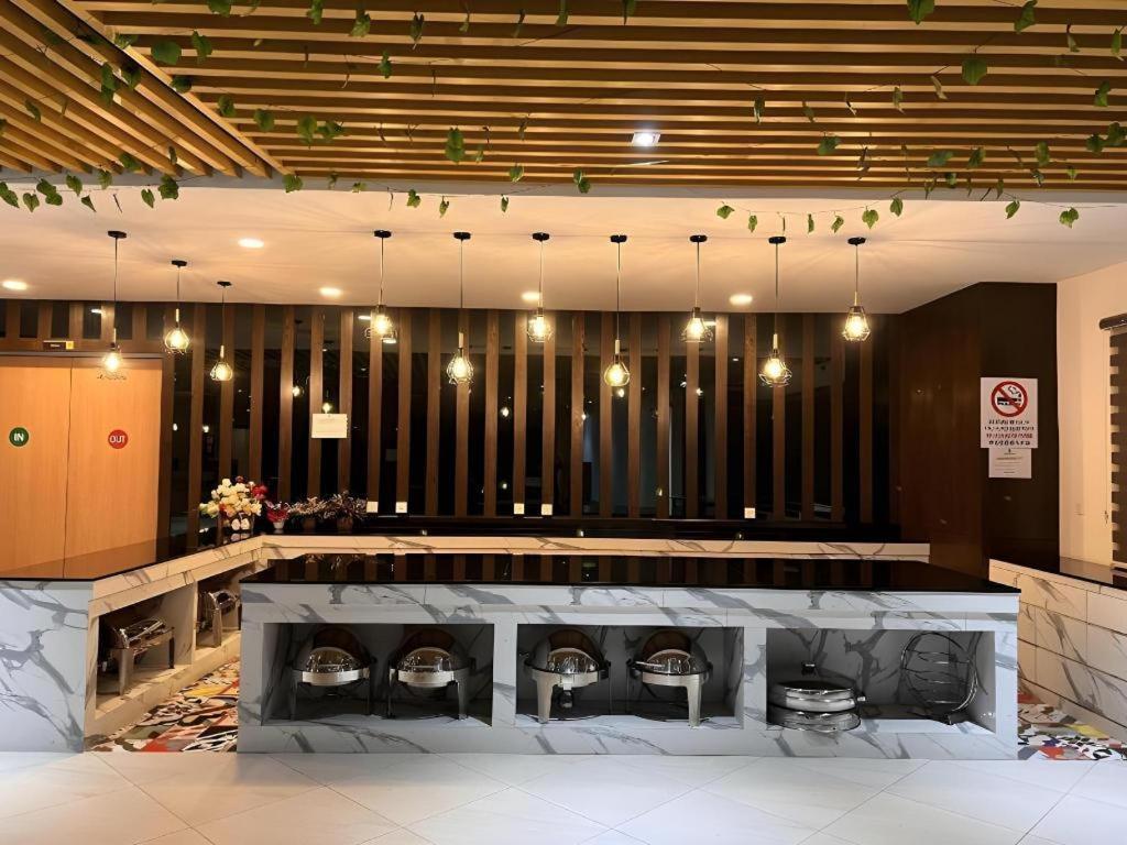 קוטה קינבלו D Arc Hotel מראה חיצוני תמונה