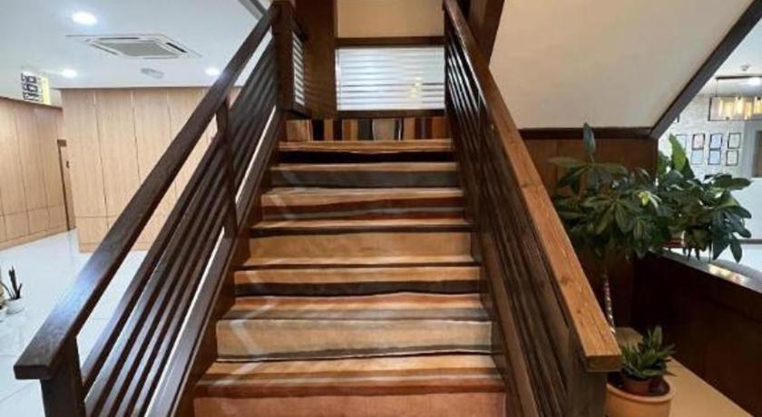 קוטה קינבלו D Arc Hotel מראה חיצוני תמונה