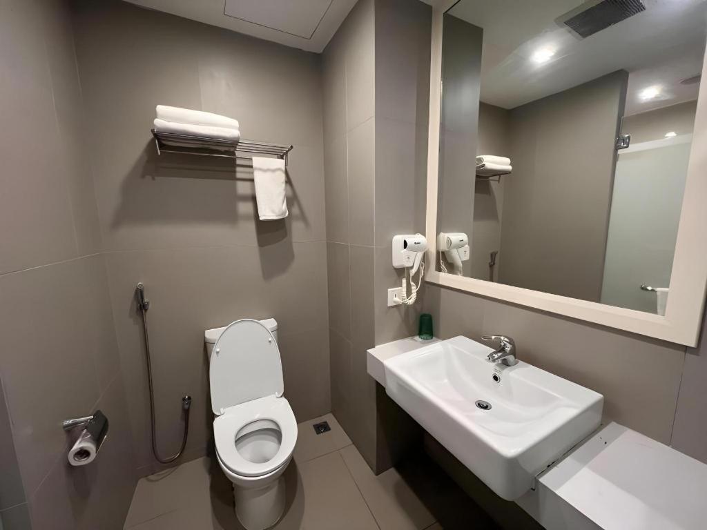 קוטה קינבלו D Arc Hotel מראה חיצוני תמונה