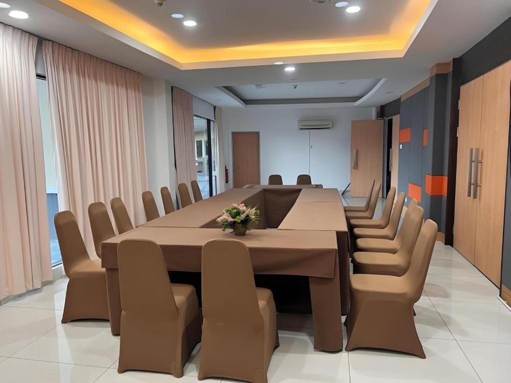 קוטה קינבלו D Arc Hotel מראה חיצוני תמונה